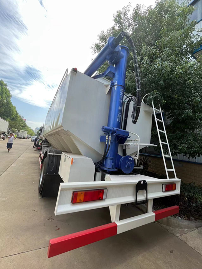 �|�L(f��ng)���\С���S����300�R����30����ɢ�b����\(y��n)ݔ܇